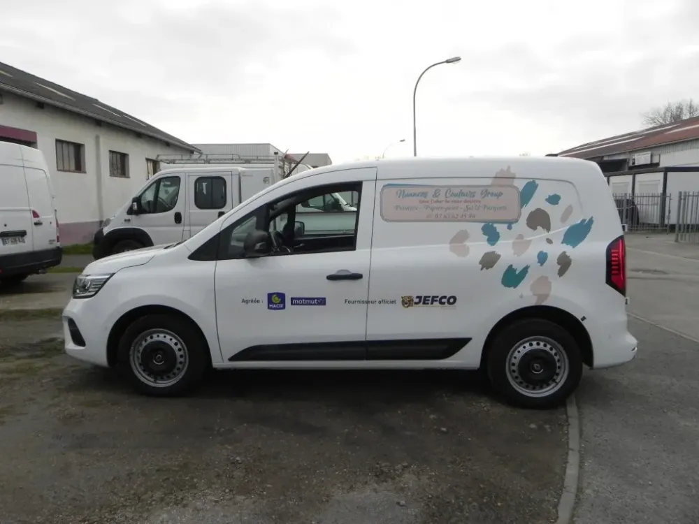 Vehicule-communication voiture