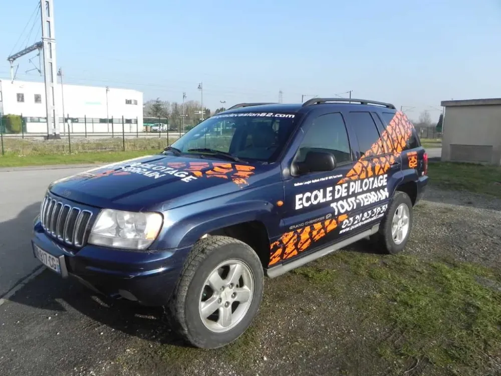 Décor véhicule près de Calais