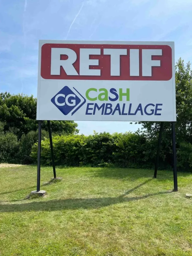 Panneau publicitaire-pub